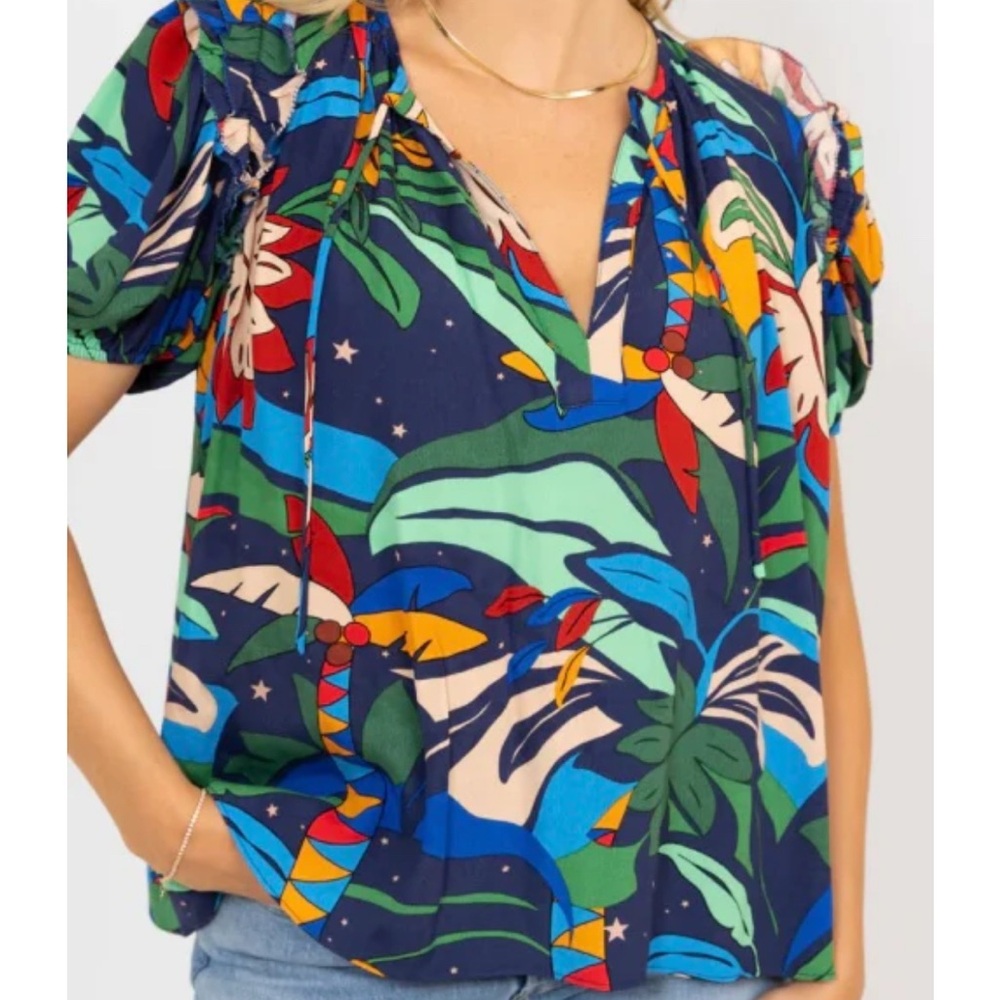 Karlie Blue Green Graphic Blouse Short Sleeve